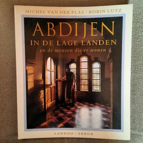 ABDIJEN IN DE LAGELANDEN en de mensen die er wonen, Boeken, Geschiedenis | Nationaal, Ophalen of Verzenden