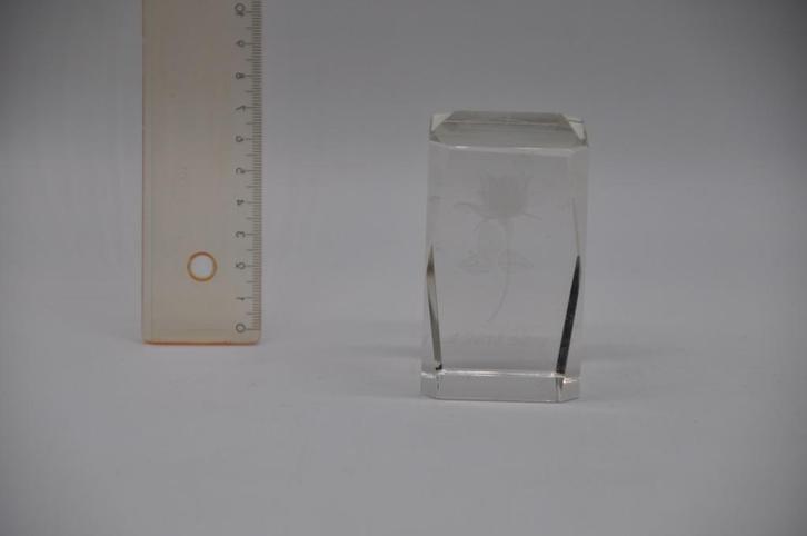 Presse-papier - verre avec une rose dedans et I LOVE YOU, Antiquités & Art, Curiosités & Brocante, Enlèvement ou Envoi