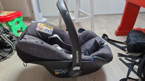 Maxi Cosi Pebble Pro Sparkling Grey + familyfix3 + regenhoes, Kinderen en Baby's, Autostoeltjes, Zo goed als nieuw, Maxi-Cosi