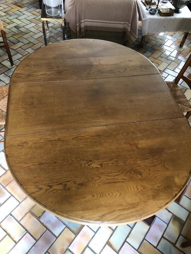 Massief Eiken ronde / ovale tafel, Antiek en Kunst, Antiek | Meubels | Tafels, Ophalen
