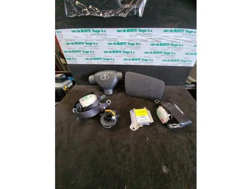 Set de airbag d'un Toyota Aygo, Autos : Pièces & Accessoires, Autres pièces automobiles, Toyota, Utilisé, 3 mois de garantie