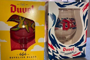 2 Duvelglazen 33cl beschikbaar voor biedingen