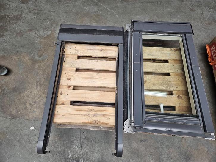 fenêtre de toit Velux, Doe-het-zelf en Bouw, Glas en Ramen, Zo goed als nieuw, Dakraam, Ophalen of Verzenden