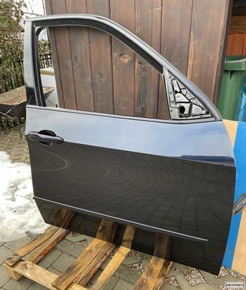 BMW X5 E70 VOOR DEUR RECHTS ALLES LEVERBAAR!! beschikbaar voor biedingen