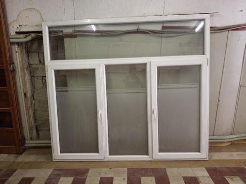 Châssis PVC double vitrage, Doe-het-zelf en Bouw, Glas en Ramen, Zo goed als nieuw, Gevelraam of Ruit, 160 cm of meer, 160 cm of meer