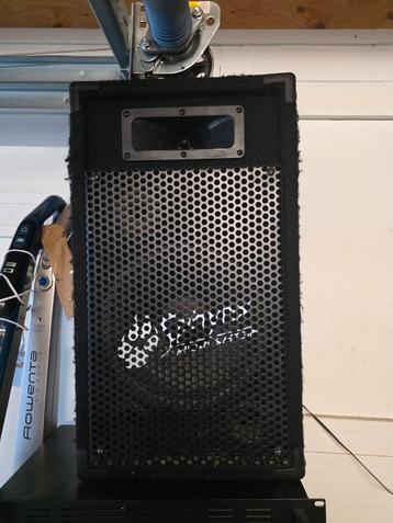 2 luidspreker  beschikbaar voor biedingen