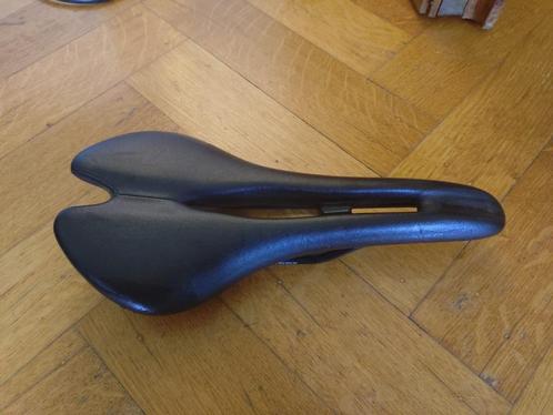 Selle San Marco zadel – 13 cm breed, Fietsen en Brommers, Fietsonderdelen, Gebruikt, Racefiets, Zadel, Ophalen of Verzenden