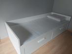1 persoonsbed met lades 200x90, Ophalen