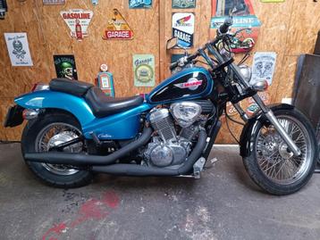 honda shadow 600 avec contrôle technique!! beschikbaar voor biedingen