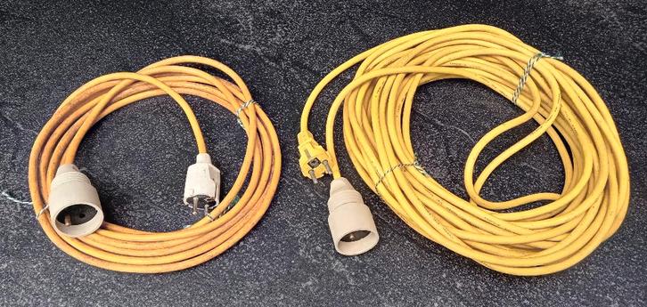 Twee elektrische kabels, 3 x 1,5 mm² (18 m en 5,5 m), Diversen, Overige Diversen, Gebruikt, Ophalen of Verzenden