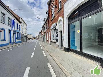 Comerce à vendre à Mouscron, 5 chambres, 205 m², 440 kWh/m²/an, 5 pièces, Autres types