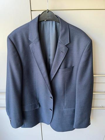 Kostuum vest hugo boss in perfecte staat beschikbaar voor biedingen