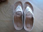 Paires (2) de sandales beiges., Ophalen, Nieuw, Beige, Sandalen of Muiltjes