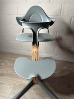 Chaise de salle à manger Nomi + siège bébé, Enfants & Bébés, Chaises pour enfants, Comme neuf, Enlèvement, Chaise évolutive, Ceinture(s)