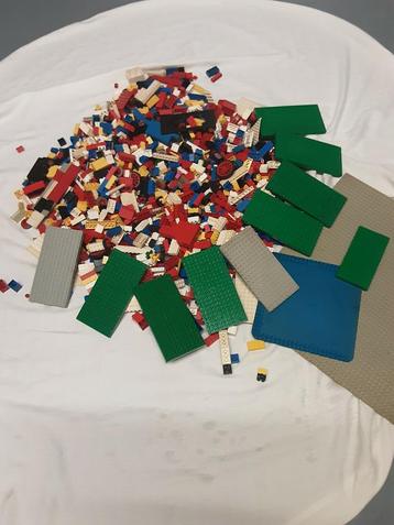 Lot lego bouwstenen en platen ! VINTAGE  J. 70 beschikbaar voor biedingen