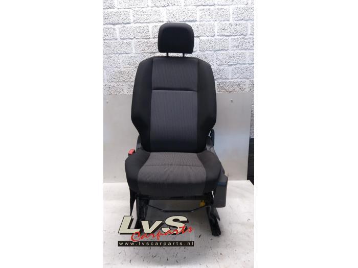 Siège gauche d'un Peugeot Partner, Autos : Pièces & Accessoires, Habitacle & Garnissage, Peugeot, Utilisé, 3 mois de garantie