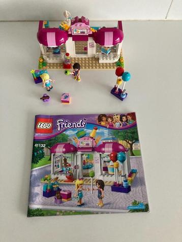 Lego Friends feestwinkel 41132 beschikbaar voor biedingen