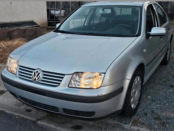 Volkswagen Bora 98.000 km, Auto's, Volkswagen, Bedrijf, Te koop, Bora, Diesel, Euro 3, Stadsauto, Handgeschakeld, Zilver of Grijs