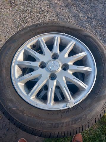mitsubishi velgen met banden  beschikbaar voor biedingen
