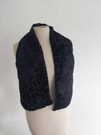 Sjaal zwart met bloemen, Kleding | Dames, Mutsen, Sjaals en Handschoenen, ANDERE, Ophalen of Verzenden, Zo goed als nieuw, Maat 36 (S)