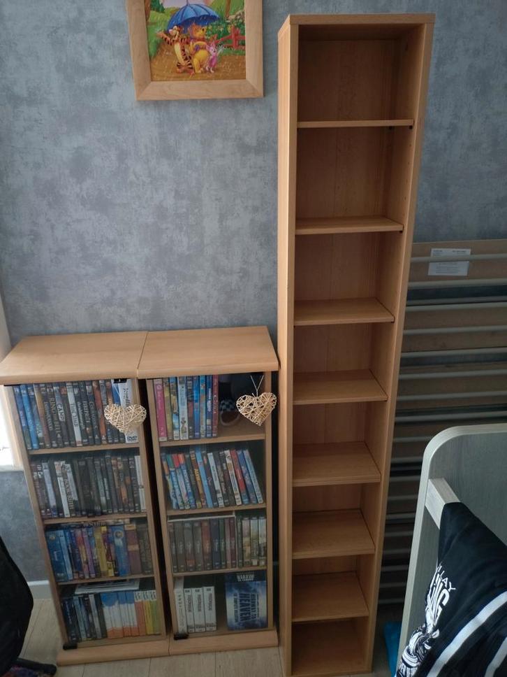 3 dvd / cd / PS4 / Xbox / Nintendo switch rekken samen €8, Huis en Inrichting, Woonaccessoires | Cd- en Dvd-rekken, Zo goed als nieuw