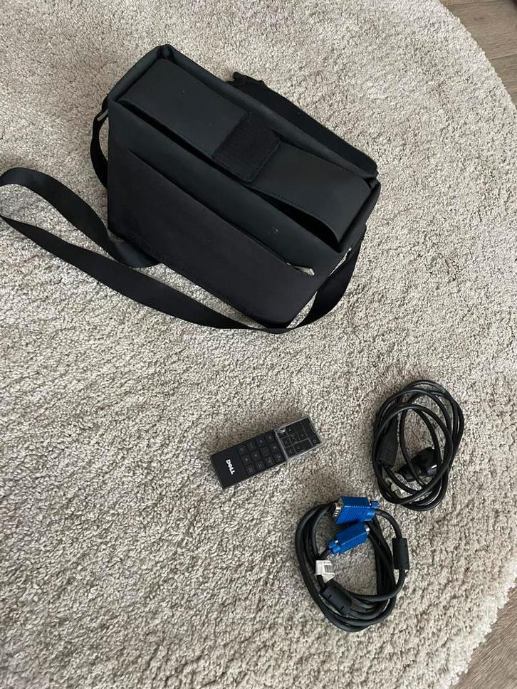 Dell beamer/ projector M209 X met afstandsbediening, Audio, Tv en Foto, Beamers, Zo goed als nieuw, Ophalen