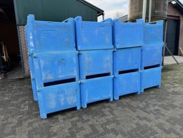palletbox/hooibak/accubak/ijzerbak/kunststof/water/opslag beschikbaar voor biedingen