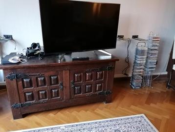 TV meubel in Spaanse stijl