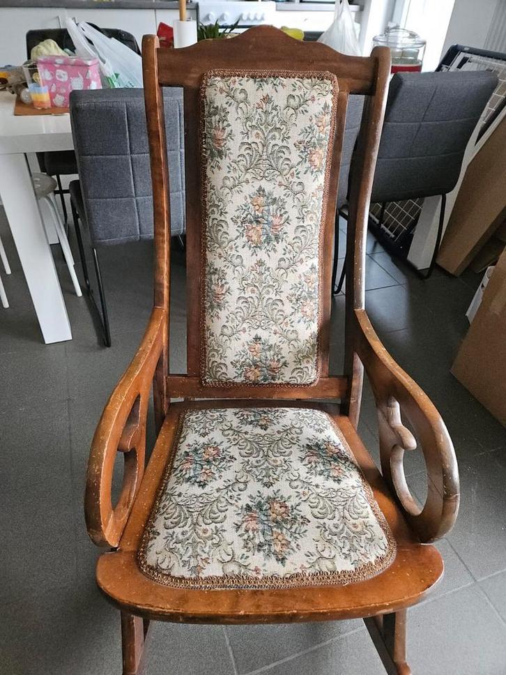 Antiek Victoriaanse Schommelstoel, Antiek en Kunst, Antiek | Meubels | Stoelen en Sofa's, Ophalen