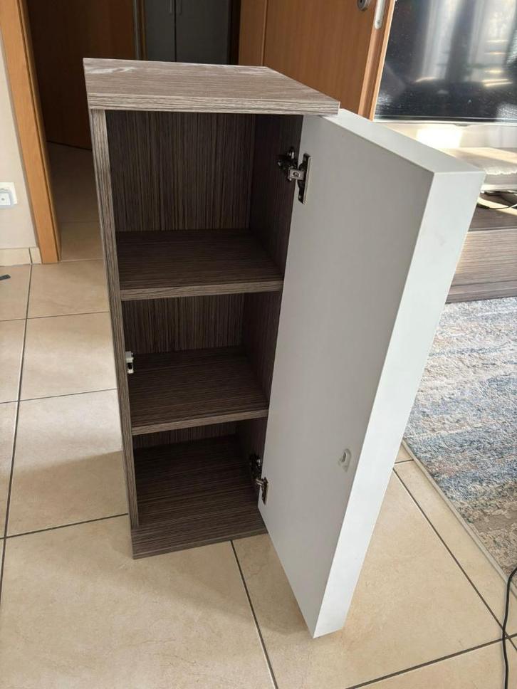 Smalle opbergkast / kastje met deur en legplanken, Huis en Inrichting, Kasten | Overige, Gebruikt, Ophalen of Verzenden