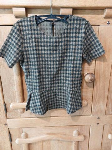 Blouse met korte mouwen en peplum maat S beschikbaar voor biedingen