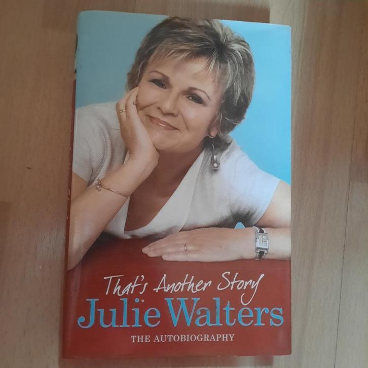 JULIE WALTERS - THAT'S ANOTHER STORY - ENGELS, Boeken, Biografieën, Film, Tv en Media, Ophalen of Verzenden
