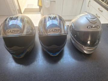 Motorhelm beschikbaar voor biedingen