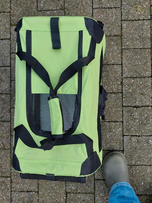 Transportbench voor pup of poes., Dieren en Toebehoren, Transportboxen, Zo goed als nieuw, Ophalen