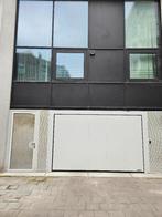 Parking fermé à louer proche de City 2, Autos : Divers, Garages