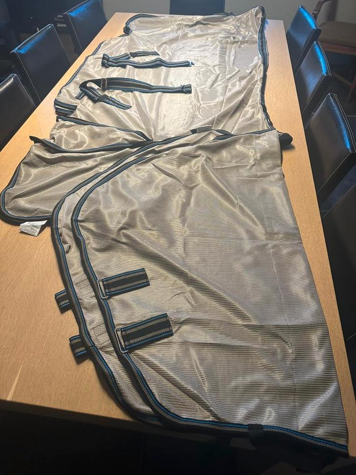 Splinternieuw vliegendeken met nekstuk voor paarden, Dieren en Toebehoren, Paarden en Pony's | Dekens en Dekjes, Nieuw, Deken