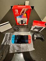Nintendo switch OLED met pro controller, Games en Spelcomputers, Spelcomputers | Nintendo Switch, Ophalen of Verzenden, Zo goed als nieuw