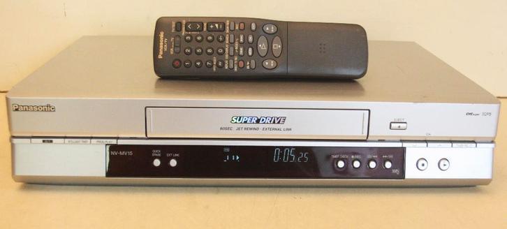 Panasonic NV-MV15 Videorecorder Met Afstandsbediening, Audio, Tv en Foto, Videospelers, Zo goed als nieuw, VHS-speler of -recorder