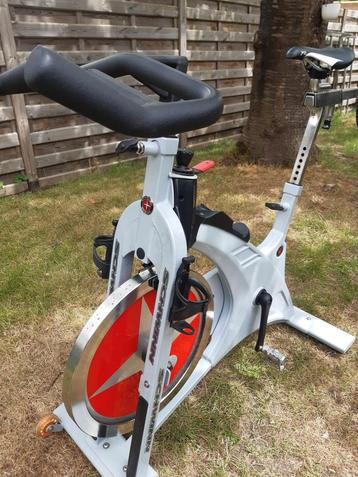 Schwinn Evolution spinningfiets beschikbaar voor biedingen