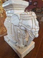 Stenen kleine olifant 23cm  €22, Antiek en Kunst, Antiek | Keramiek en Aardewerk, Ophalen