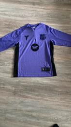 Training du barca mauve et noir, Envoi