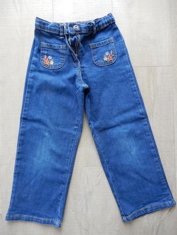 Jeans Sergent Major 6 ans beschikbaar voor biedingen