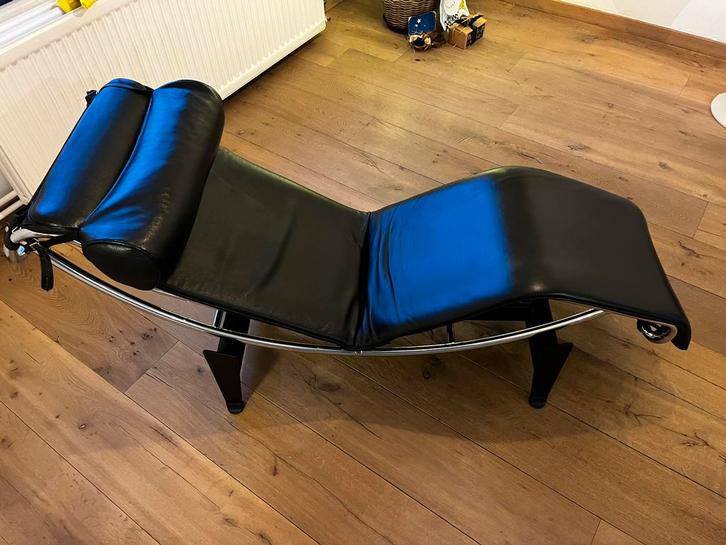LC4 Le Corbusier Cassina replica, Jardin & Terrasse, Chaises longues, Comme neuf, Réglable, Enlèvement