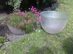 2 glazen bloempotten voor in de tuin, 25 tot 40 cm, Overige materialen, Gebruikt, Rond
