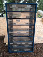 boite métallique compartimentée, Bricolage & Construction, Casiers & Boîtes, Comme neuf, Enlèvement