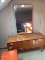 Commode met spiegel, Ophalen