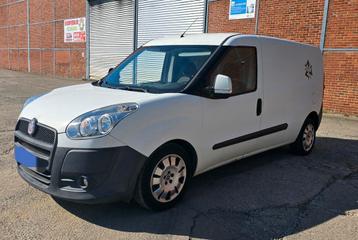 Fiat Doblo Maxi 1.6 multijet 2012 airco 2700 €, Auto's, Bestelwagens en Lichte vracht, Diesel, Particulier, Cruise Control, Te koop
