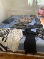 Vêtements à donner/ Giveaway clothes for woman, Comme neuf, Taille 36 (S), Enlèvement