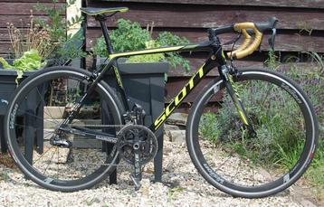 SCOTT ADDICT Orica Di2 (11sp), topstaat, 54. M/z wielen. beschikbaar voor biedingen