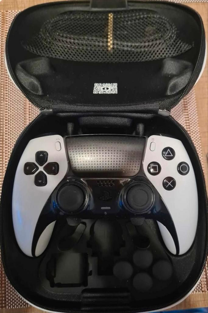 DualSense edge draadloze controller en hyperx-gamingheadset, Games en Spelcomputers, Spelcomputers | Sony Consoles | Accessoires